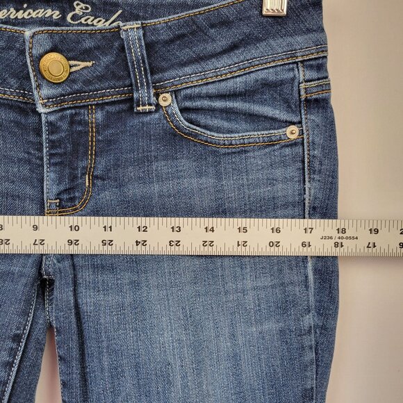 American Eagle Slim Bootcut Jeans Medium Wash Size 6 - Picture 7 of 15